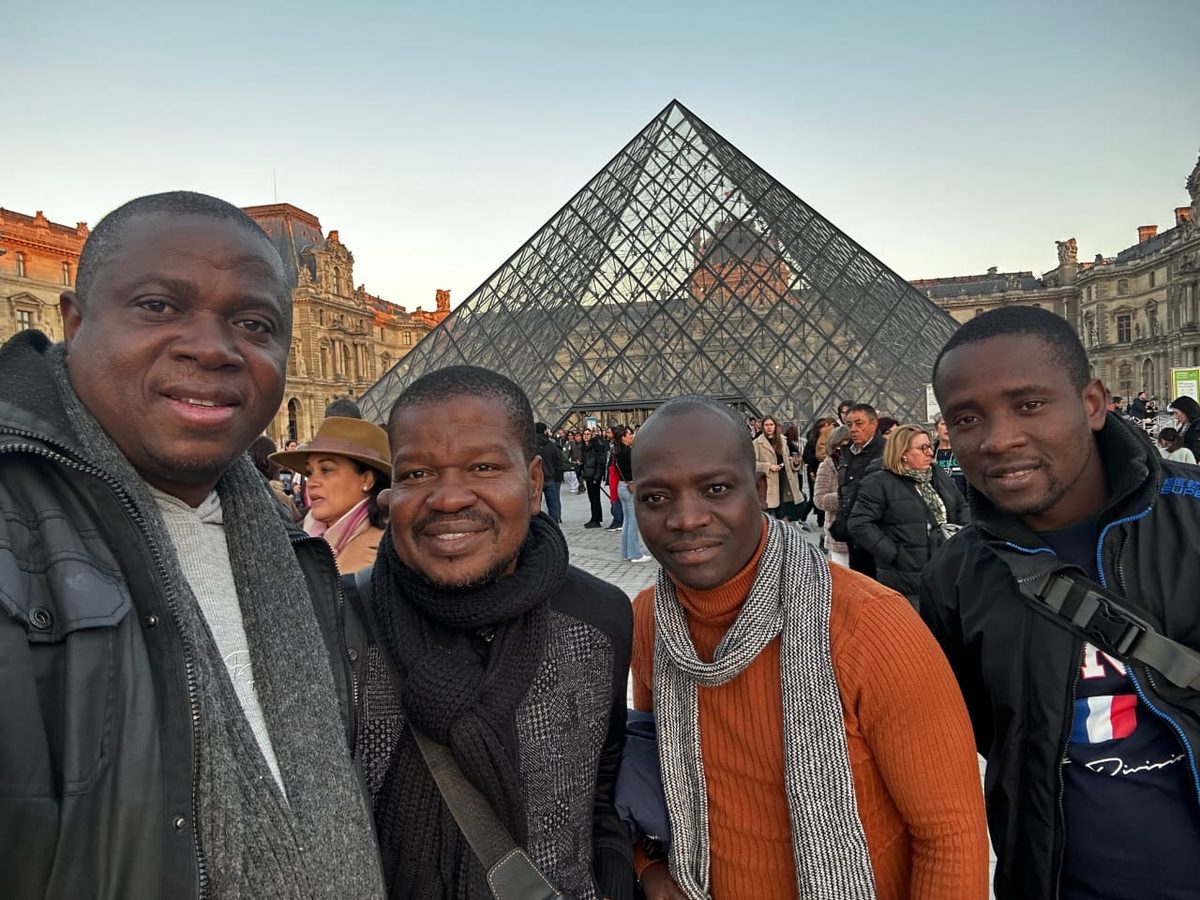 Représentants de l'ESIG à Paris